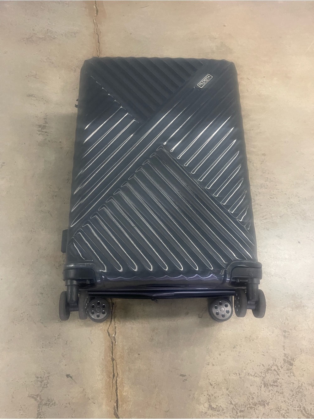 Olympia Diagonal Rib Hard Shell Spinner Suitcase - Charcoal
